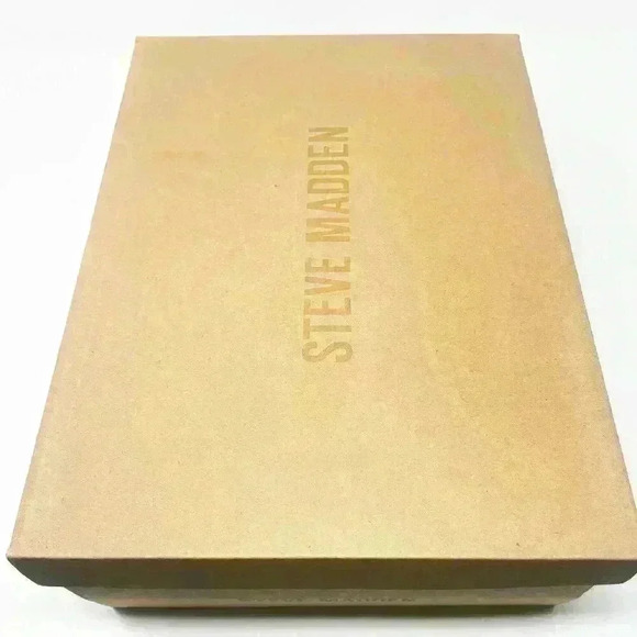 BRAND NEW IN BOX Steve Madden Possession Sneaker Charcoal Color - Picture 4 of 9